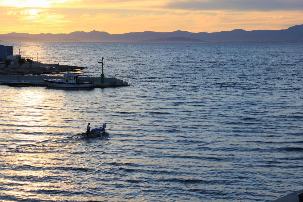 Direct At Sea Apartment พอสติรา ภายนอก รูปภาพ